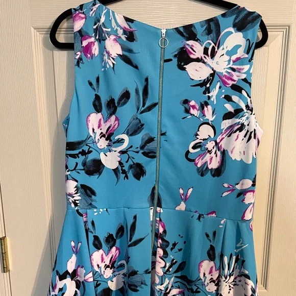 Roz & Ali Blue and Pink Floral Spring Mini Dress - Picture 4 of 4